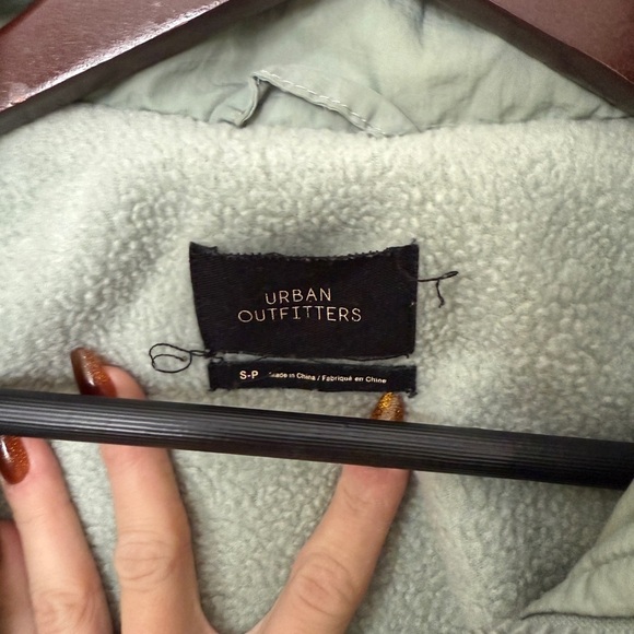 Urban outfitters cropped bomber jacket - Picture 5 of 6